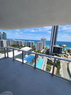 $839,999 | 4010 South Ocean Drive, Unit R1709, Hollywood, FL 33019