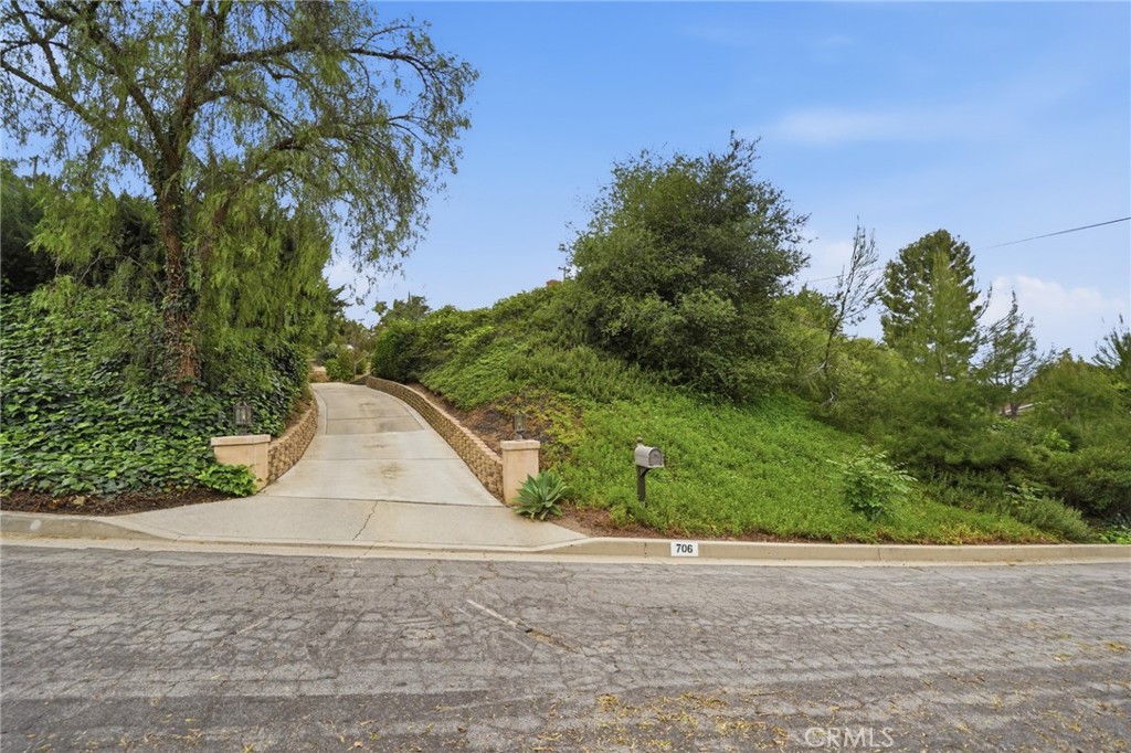 706 Nancy Lane Fullerton, CA 92831 - Photo 51 of 56 a view of a backyard