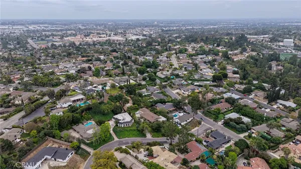 $1,690,000 | 706 Nancy Lane, Fullerton, CA 92831