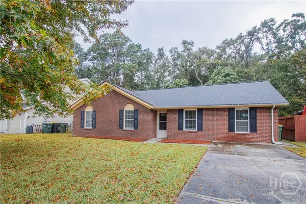 $2,000 | 148 Country Walk Circle, Savannah, GA 31419