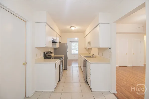 $2,000 | 148 Country Walk Circle, Savannah, GA 31419