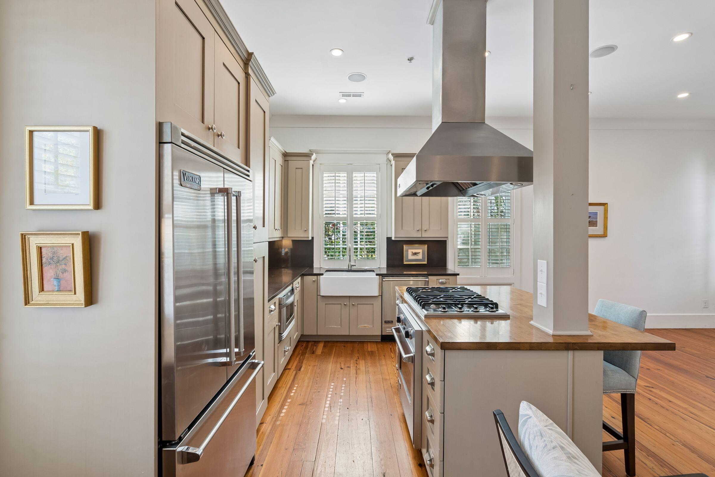 218 Venning Street, Unit 3 Mount Pleasant, SC 29464 - Photo 13 of 64 220 Venning St-Keen Eye Marketing-17