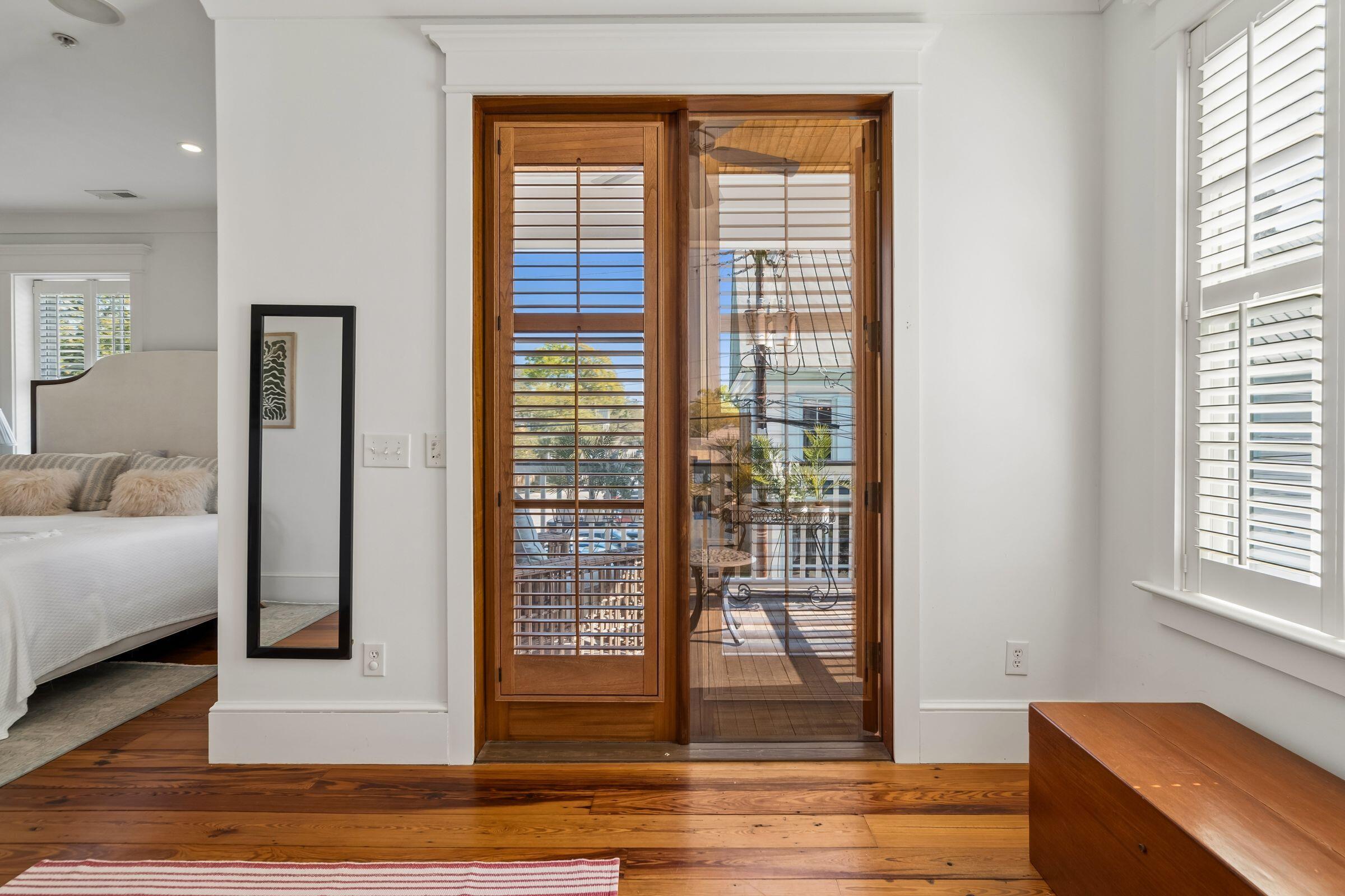 218 Venning Street, Unit 3 Mount Pleasant, SC 29464 - Photo 34 of 64 220 Venning St-Keen Eye Marketing-38