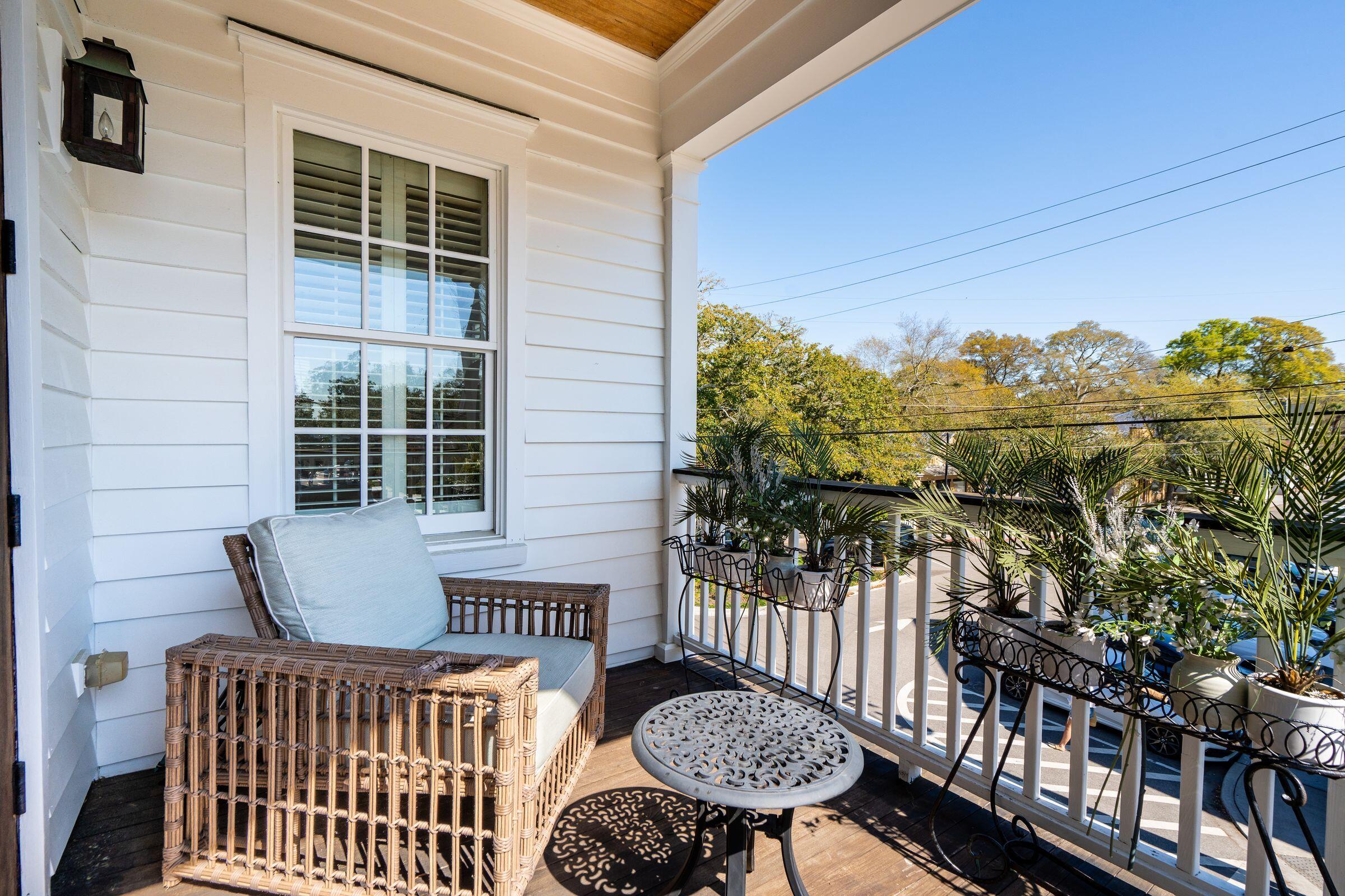 218 Venning Street, Unit 3 Mount Pleasant, SC 29464 - Photo 35 of 64 220 Venning St-Keen Eye Marketing-39