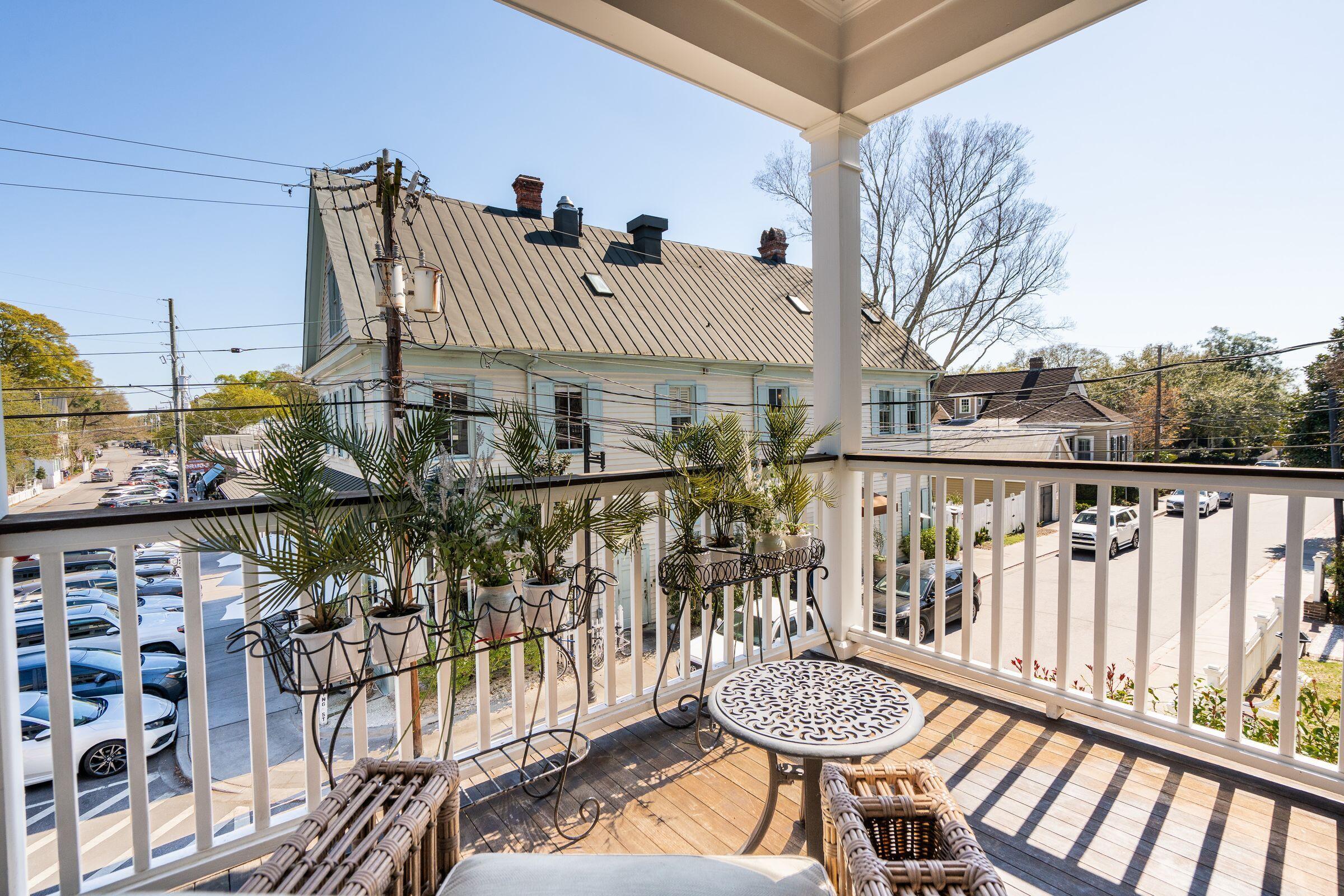 218 Venning Street, Unit 3 Mount Pleasant, SC 29464 - Photo 36 of 64 220 Venning St-Keen Eye Marketing-40