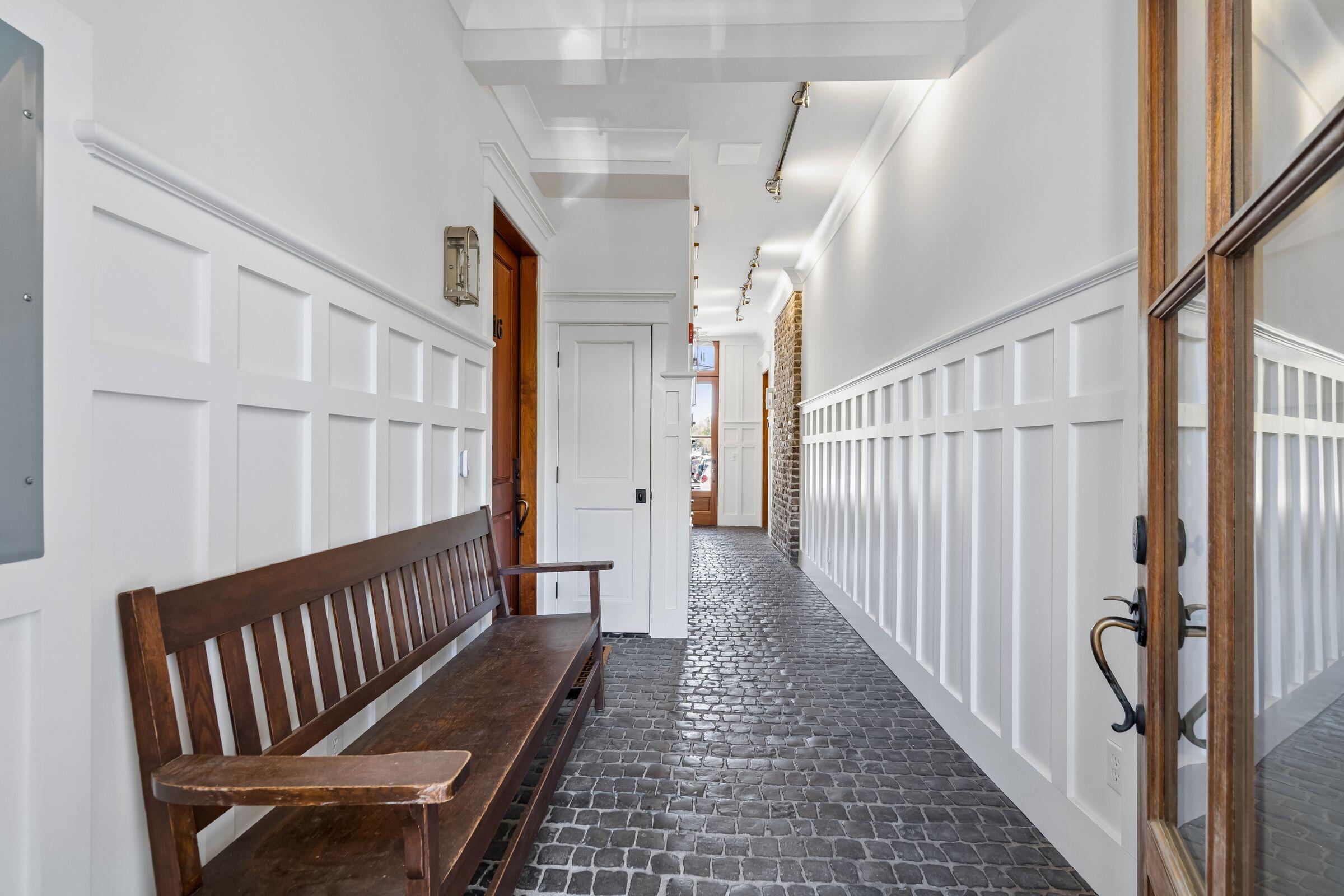 218 Venning Street, Unit 3 Mount Pleasant, SC 29464 - Photo 5 of 64 220 Venning St-Keen Eye Marketing-09