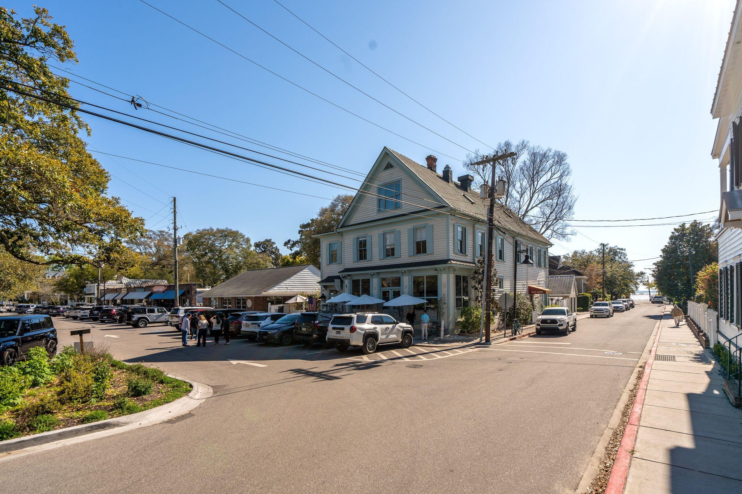 218 Venning Street, Unit 3 Mount Pleasant, SC 29464 - Photo 62 of 64 220 Venning St-Keen Eye Marketing-65