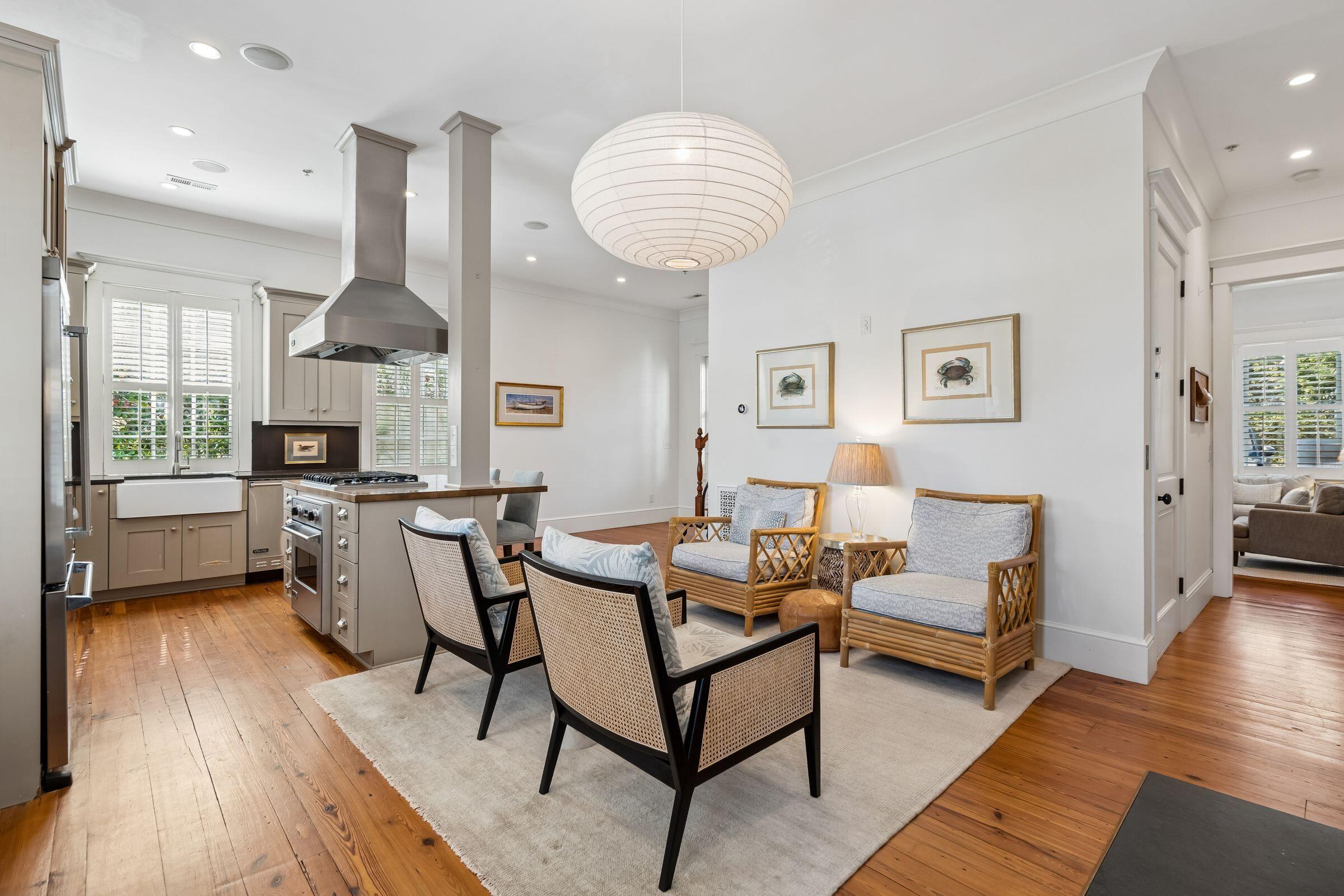 218 Venning Street, Unit 3 Mount Pleasant, SC 29464 - Photo 8 of 64 220 Venning St-Keen Eye Marketing-12