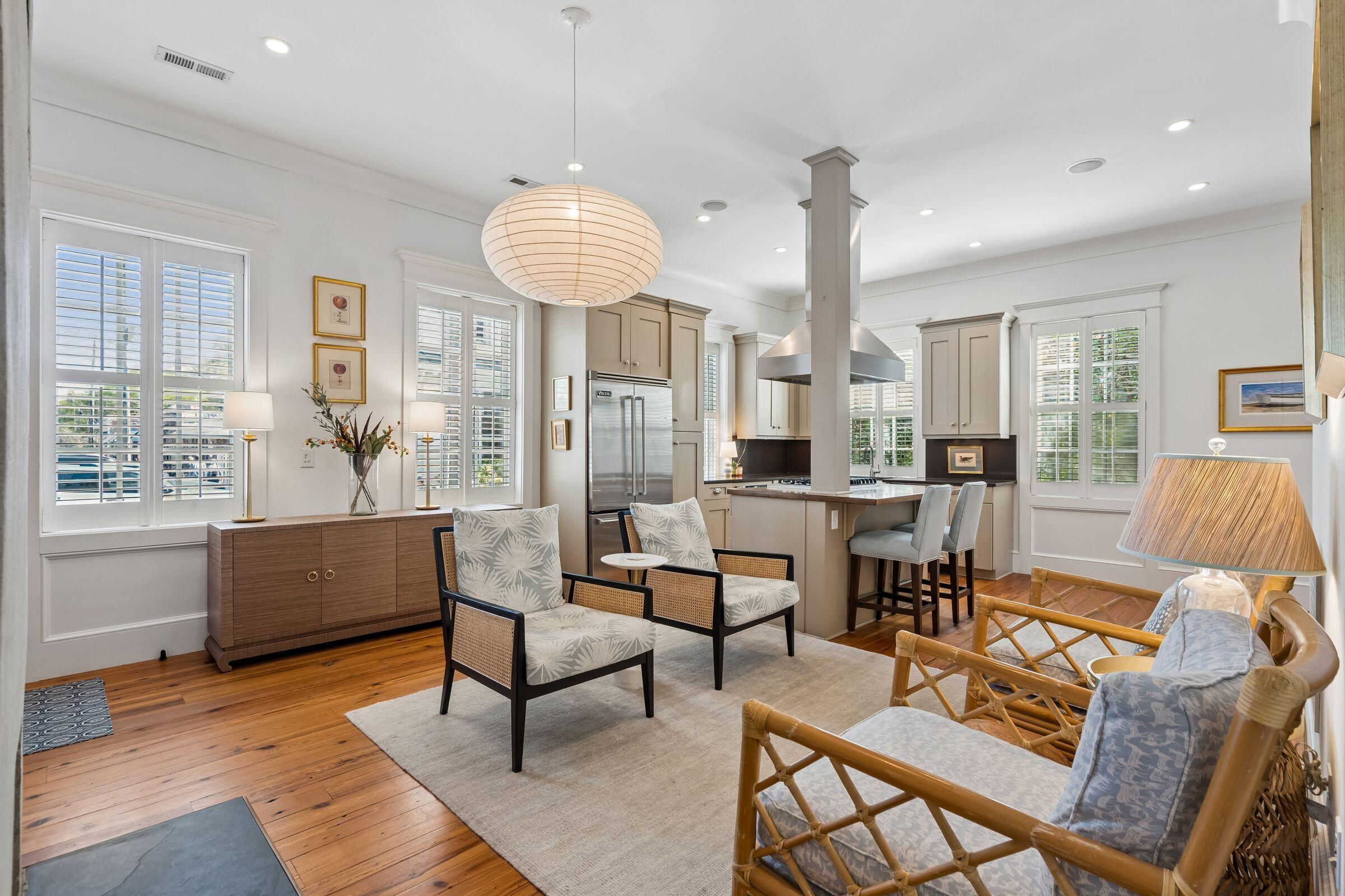 218 Venning Street, Unit 3 Mount Pleasant, SC 29464 - Photo 9 of 64 220 Venning St-Keen Eye Marketing-13