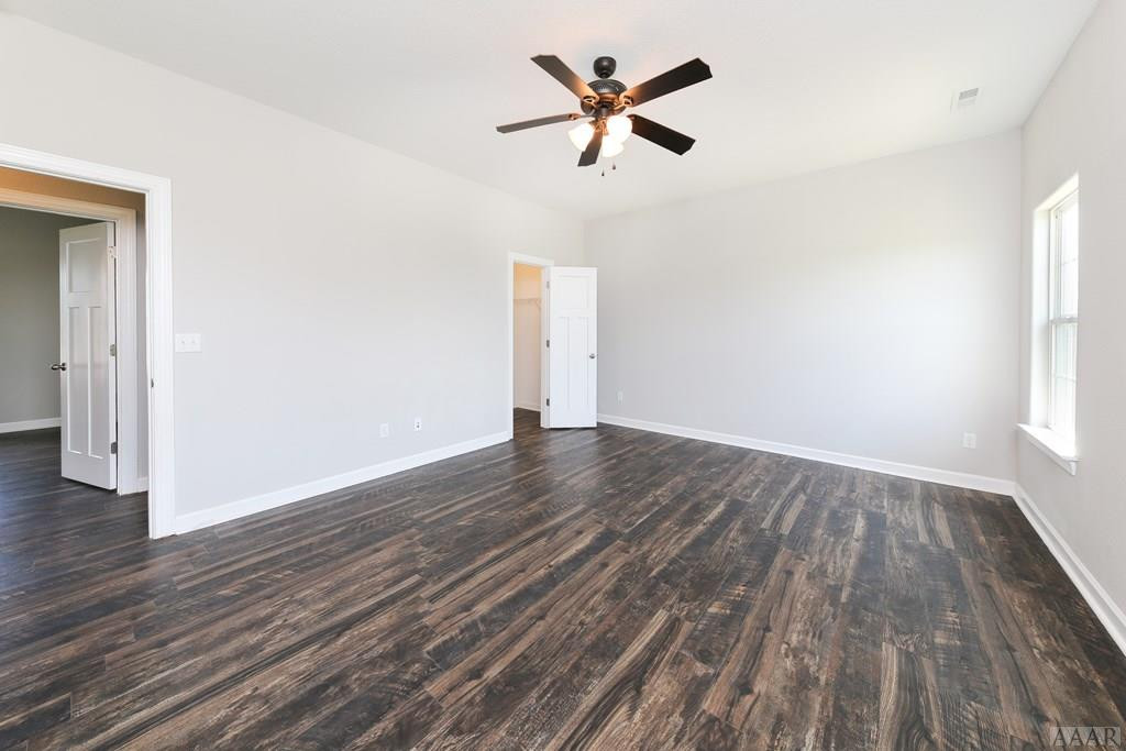 117 Elrod Road Moyock, NC 27958 - Photo 23 of 40 Walk-in Closet, Mst Bdrm