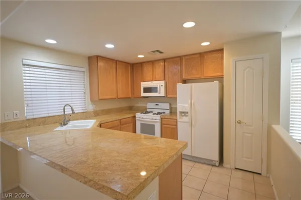 $1,675 | 7270 Diamond Canyon Lane, Unit 202, Las Vegas, NV 89149