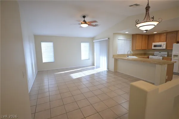 $1,675 | 7270 Diamond Canyon Lane, Unit 202, Las Vegas, NV 89149