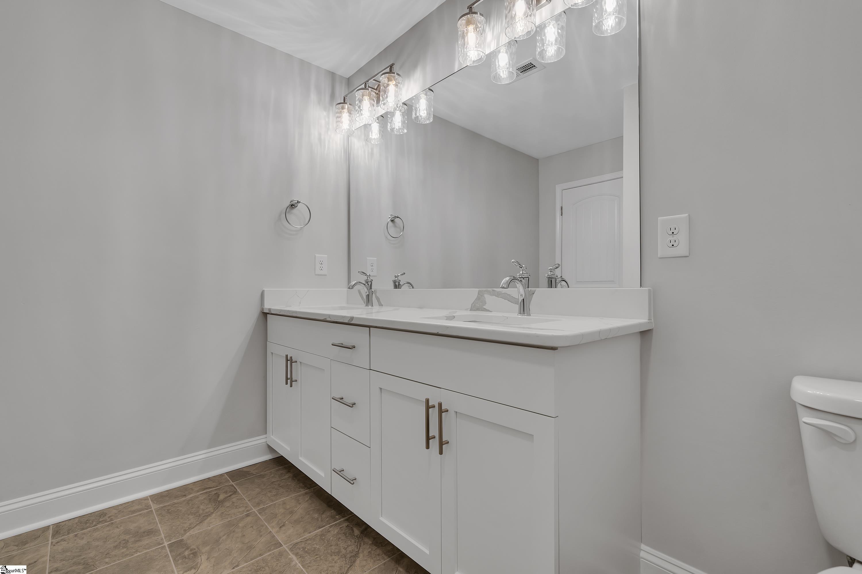 5 Red Lion Road Greenville, SC 29607 - Photo 20 of 33 double vanities, quartz countertops
