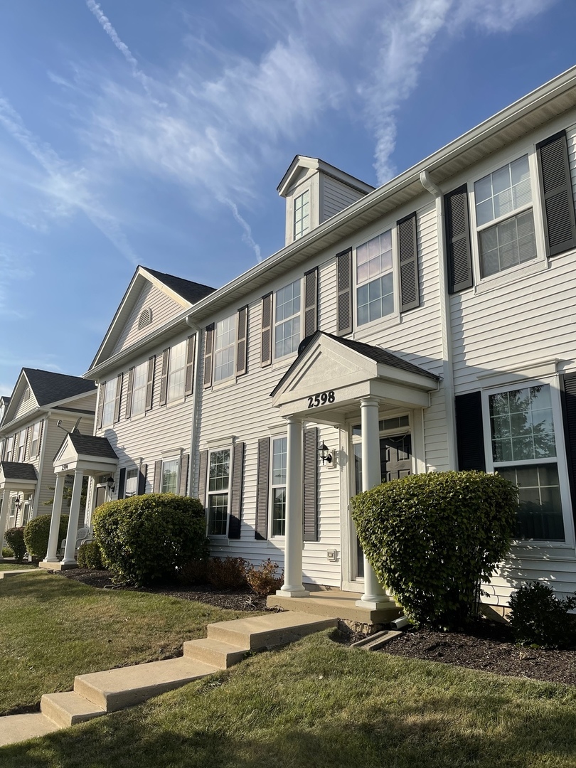 2598 Capitol Avenue Aurora, IL 60503 - Photo 1 of 18