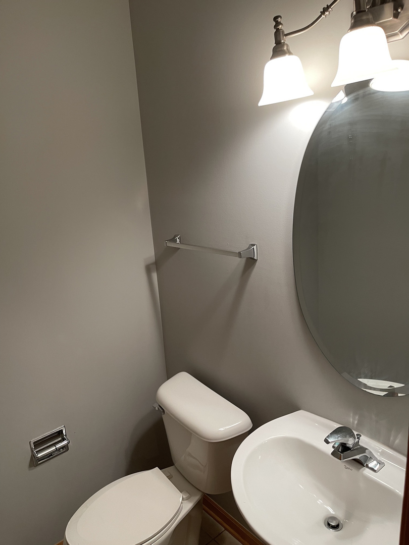 2598 Capitol Avenue Aurora, IL 60503 - Photo 9 of 18