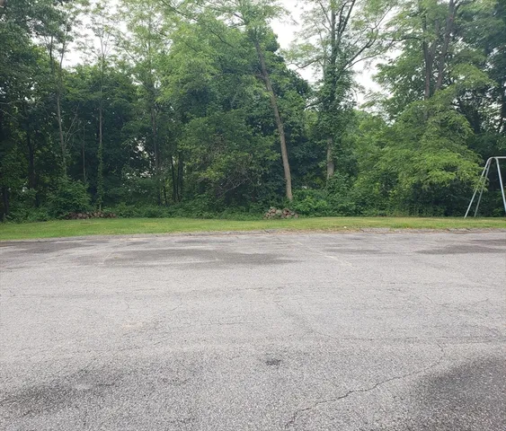 $1,600 | 135 Union Street, Unit 38, Leominster, MA 01453