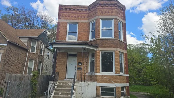 $234,900 | 132 West 113th Street, Chicago, IL 60628