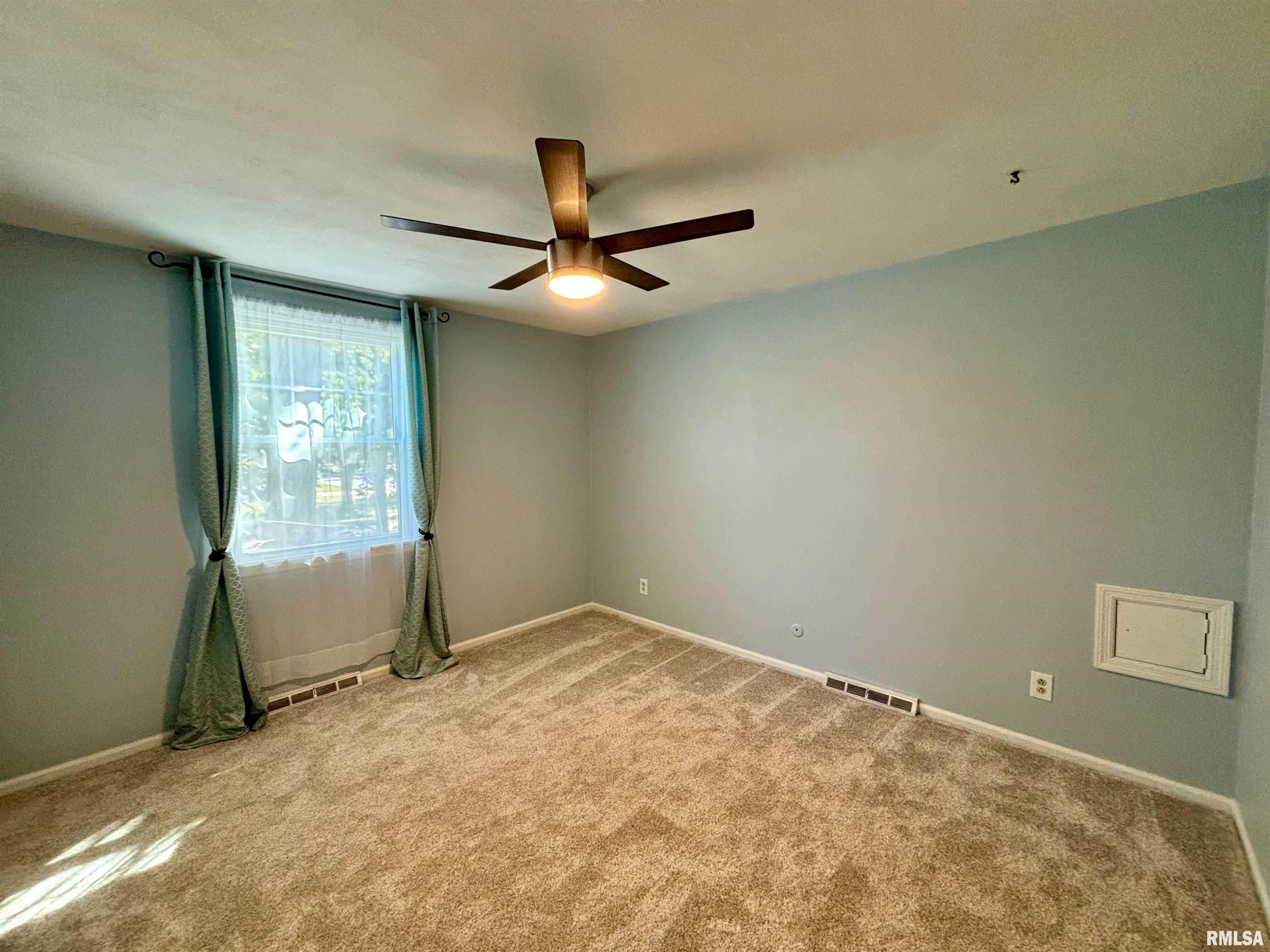 6503 North Post Oak Road Peoria, IL 61615 - Photo 30 of 49 Gallery Image 30