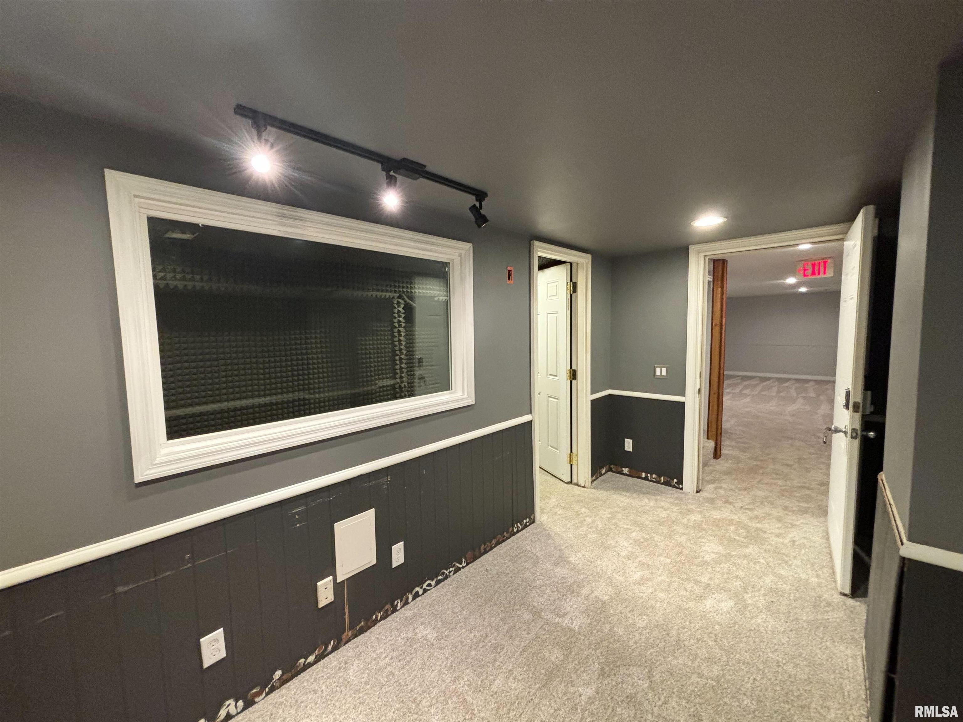 6503 North Post Oak Road Peoria, IL 61615 - Photo 45 of 49 Gallery Image 45