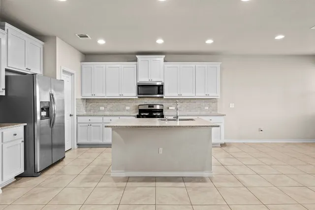 $2,099 | 1421 Itzel Bend, Leander, TX 78641