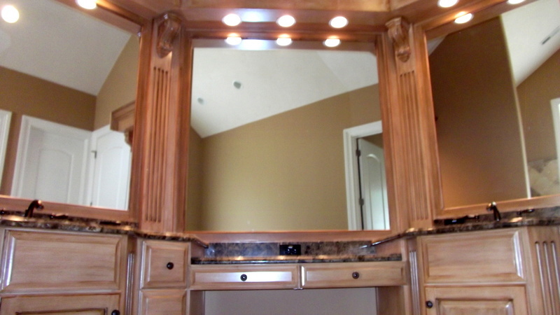 5100 Flintlock Road Roanoke, VA 24018 - Photo 33 of 102 Master Bathroom