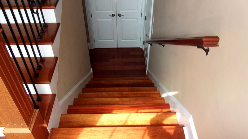 5100 Flintlock Road Roanoke, VA 24018 - Photo 62 of 102 Second Stairs to upper Level