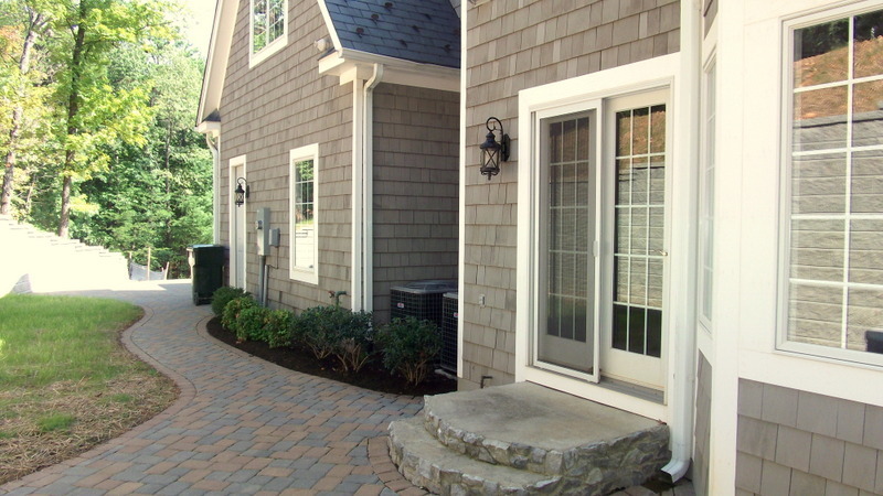 5100 Flintlock Road Roanoke, VA 24018 - Photo 98 of 102 Back Patio