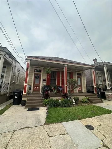 $379,000 | 327-29 Elmira Avenue, New Orleans, LA 70114