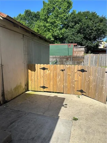 $379,000 | 327-29 Elmira Avenue, New Orleans, LA 70114