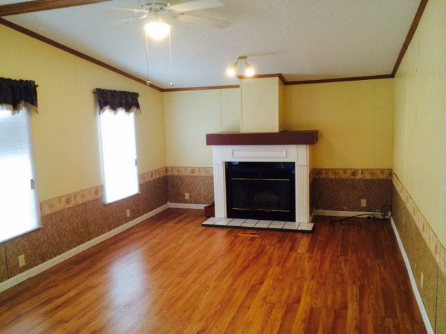 25092 Pompano Drive Elberta, AL 36530 - Photo 5 of 14 Family Room