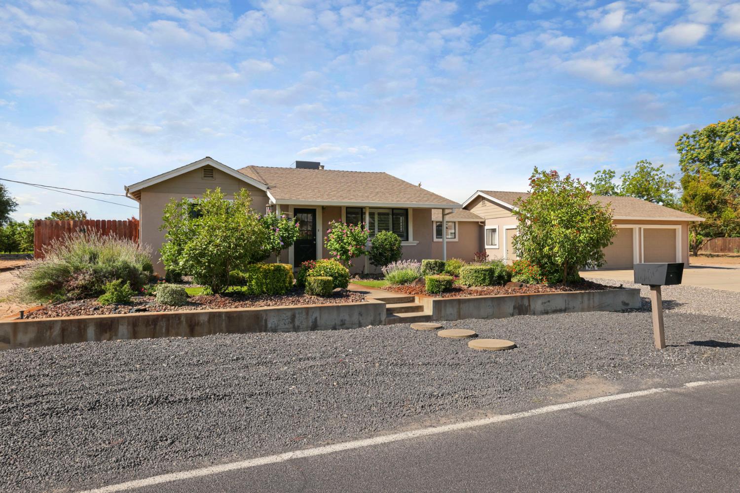 30112 Hall Road Escalon, CA 95320 - Photo 2 of 59