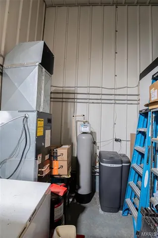 $195,000 | 35240 28th Highway West, Belle, MO 65013