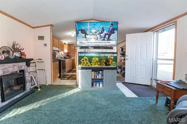 $195,000 | 35240 28th Highway West, Belle, MO 65013