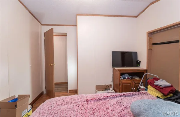 $195,000 | 35240 28th Highway West, Belle, MO 65013