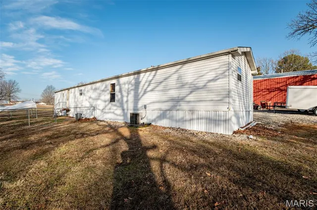 $195,000 | 35240 28th Highway West, Belle, MO 65013