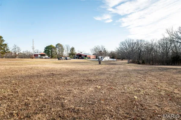 $195,000 | 35240 28th Highway West, Belle, MO 65013