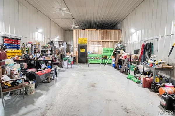 $195,000 | 35240 28th Highway West, Belle, MO 65013