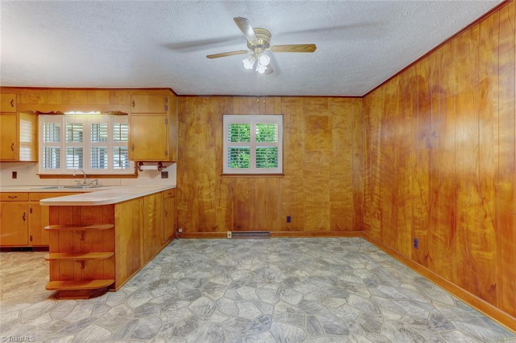 2905 Swallow Road Reidsville, NC 27320 - Photo 11 of 38 Gallery Image 11