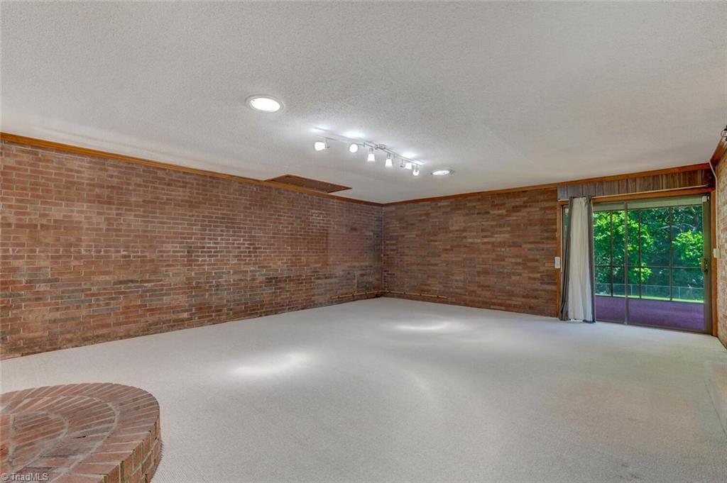 2905 Swallow Road Reidsville, NC 27320 - Photo 18 of 38 Gallery Image 18