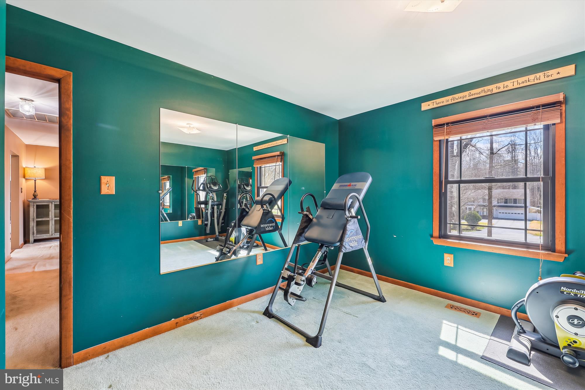 16130 Inheritance Drive Brandywine, MD 20613 - Photo 21 of 39 a living room with furniture and a window