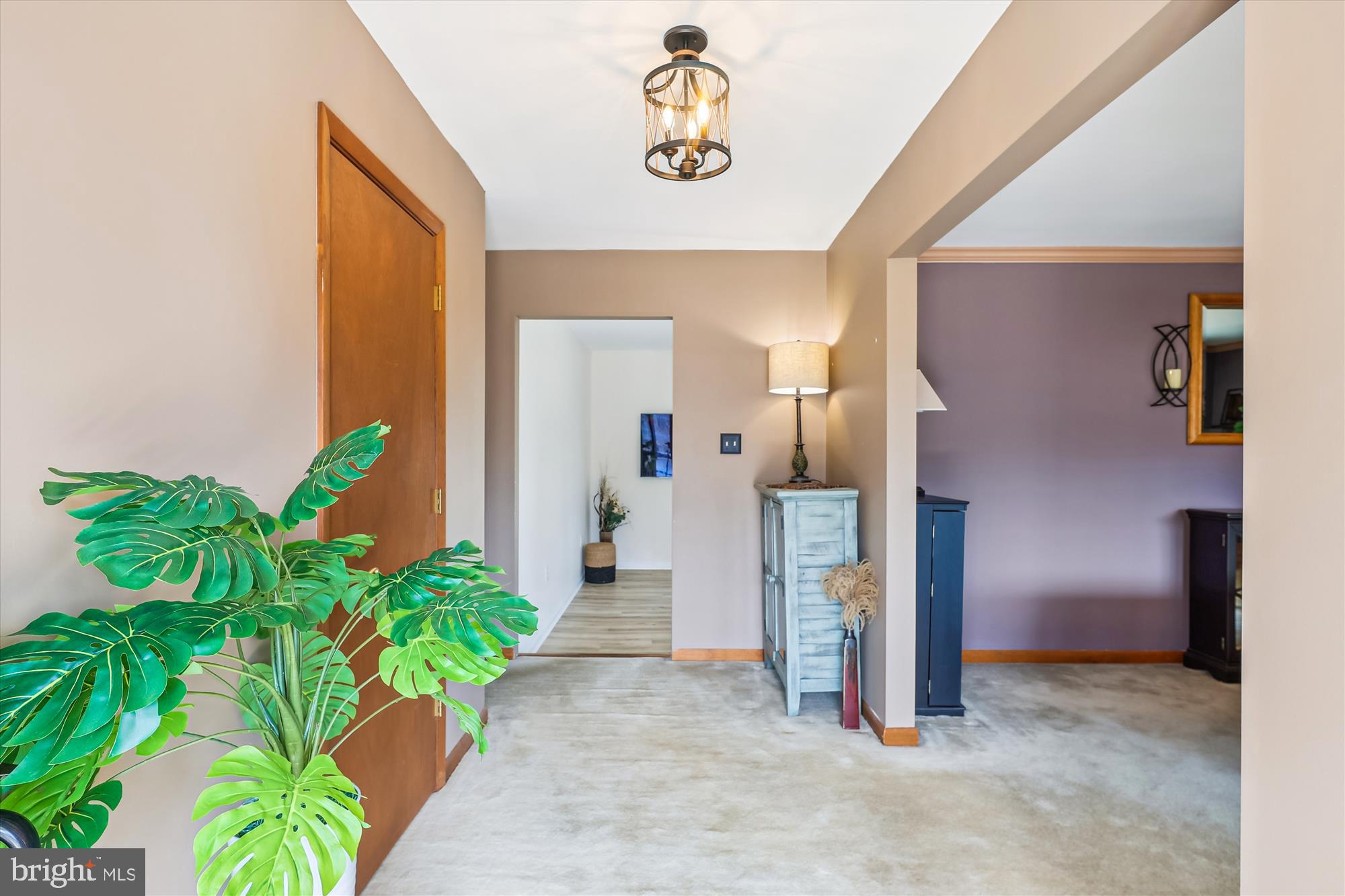 16130 Inheritance Drive Brandywine, MD 20613 - Photo 4 of 39 a view of entryway with livingroom