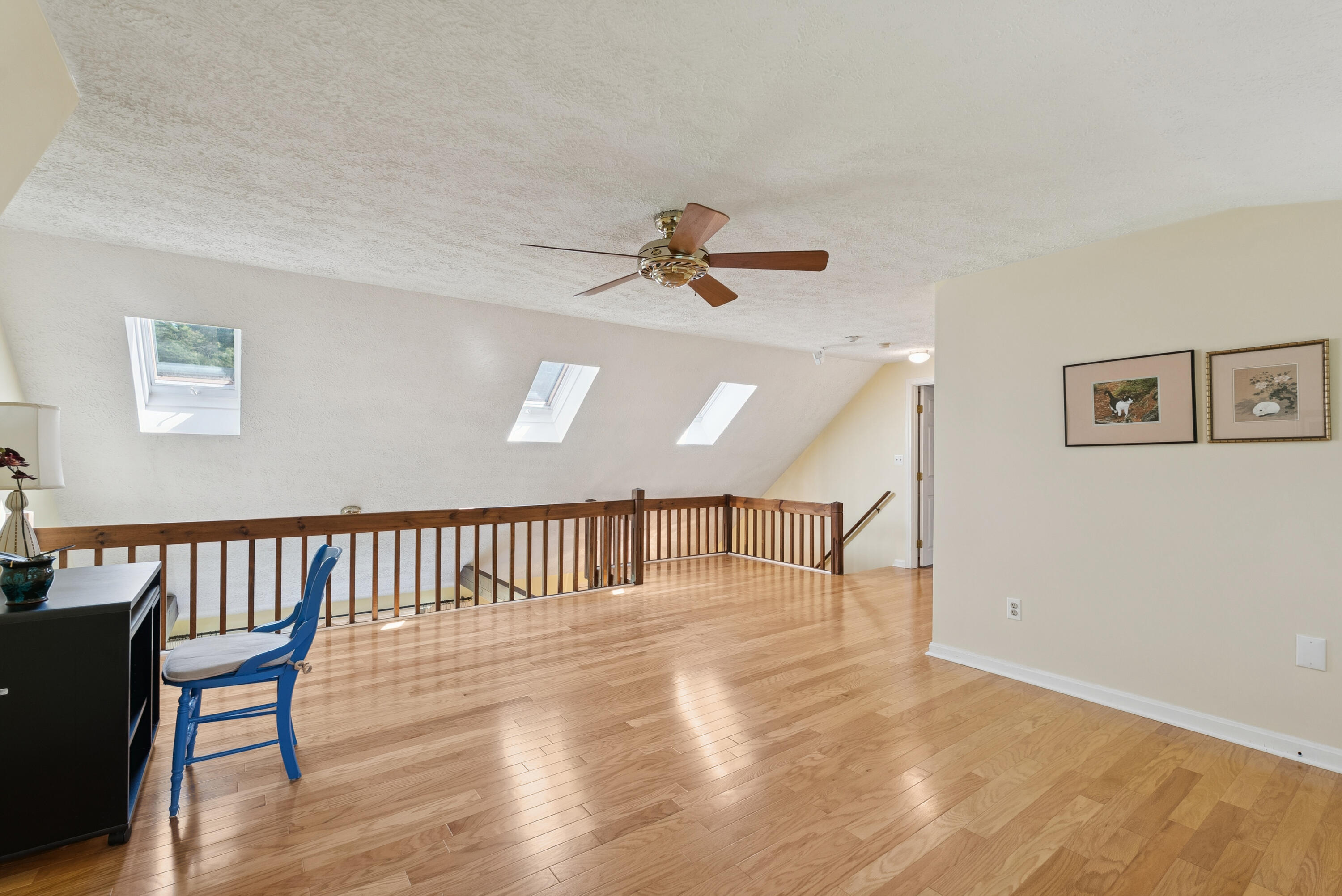13 Cluf Bay Road, Unit 13 Brunswick, ME 04011 - Photo 26 of 43 Family Room/Office