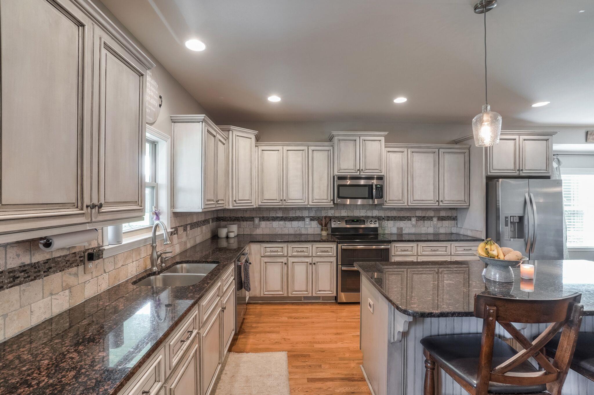 2011 Rudder Court Spring Hill, TN 37174 - Photo 10 of 30 Huge kitchen
