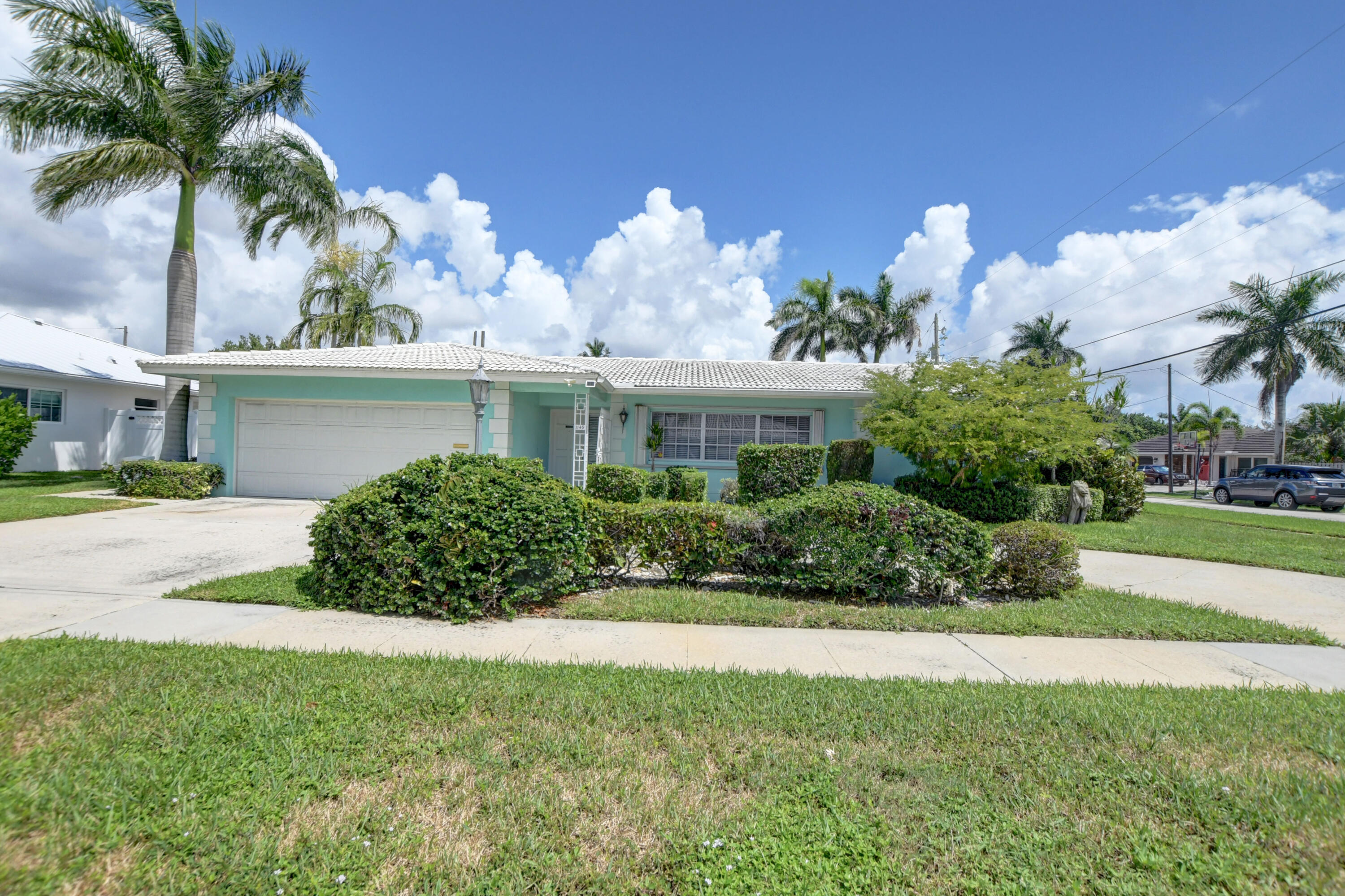 1149 Southwest 11th Street Boca Raton, FL 33486 - Photo 47 of 58 Circular Drive
