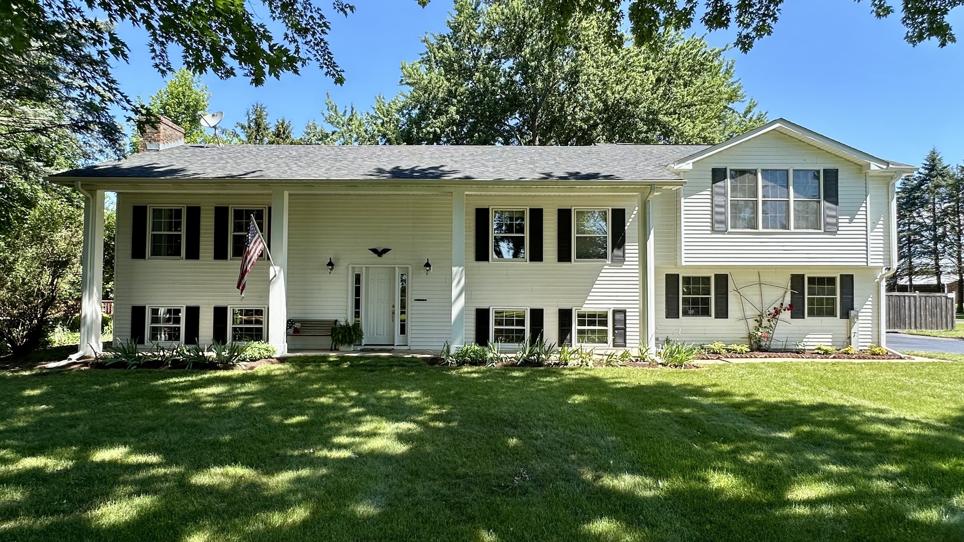 39-w080 Seavey Road Batavia, IL 60510 - Photo 1 of 36