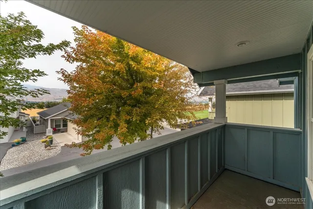 wooden floor in a room