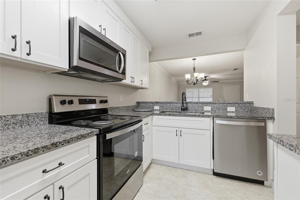4215 Southwest 22nd Lane, Unit 127 Gainesville, FL 32607 - Photo 12 of 31 Gallery Image 12