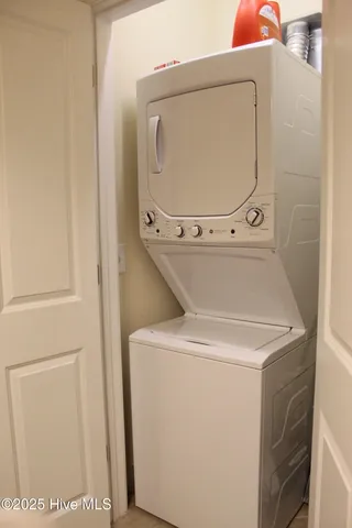 $2,000 | 6831 Main Street, Unit 225, Wilmington, NC 28405