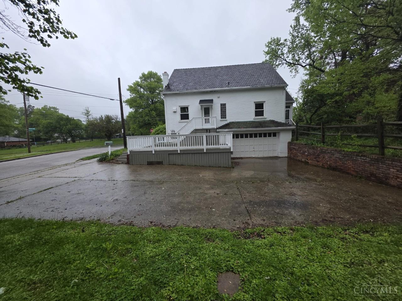 5981 Bridgetown Road Cincinnati, OH 45248 - Photo 3 of 19 Gallery Image 3