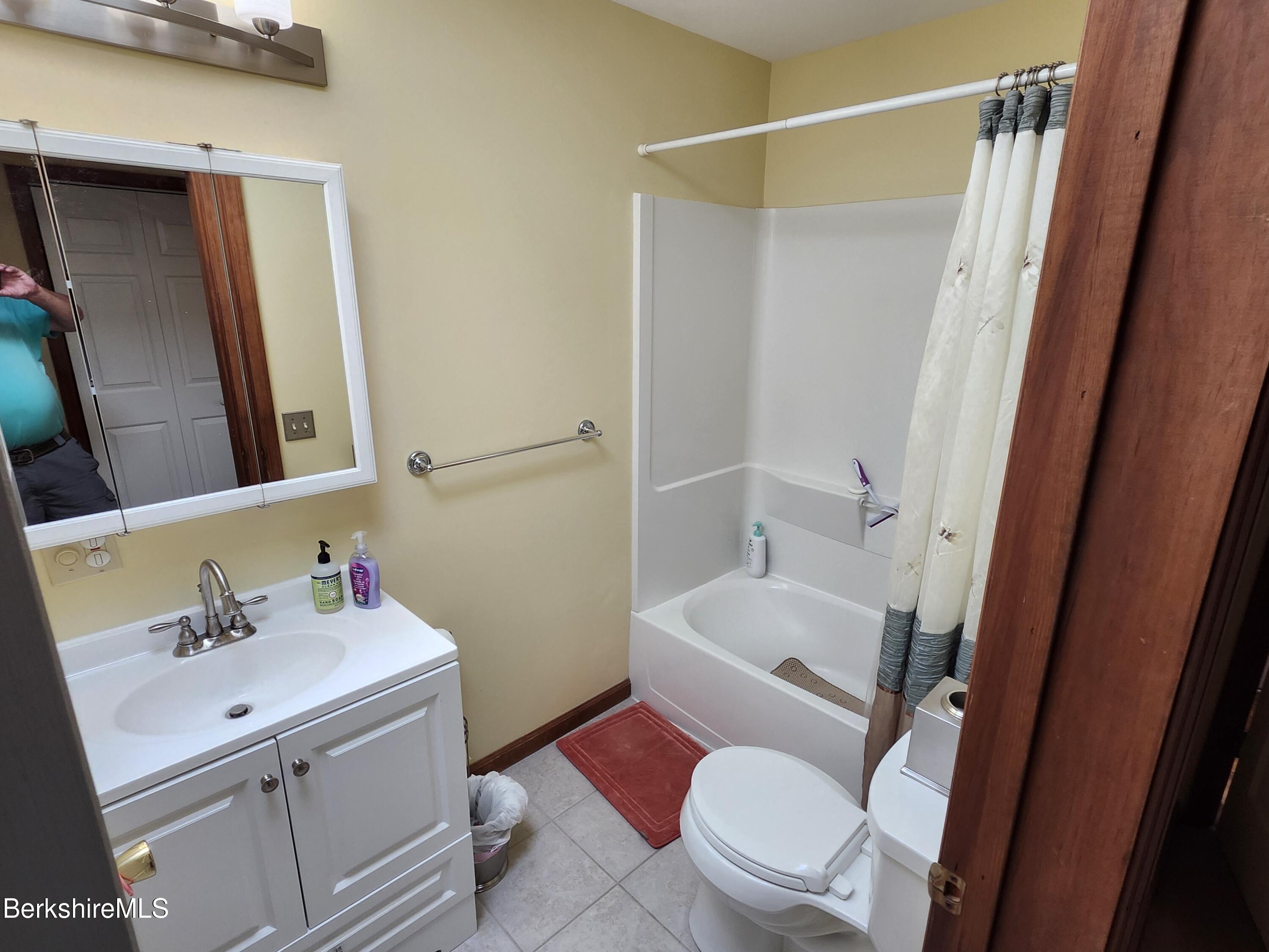10 Lillybrook Road Pittsfield, MA 01201 - Photo 72 of 91 2nd Floor Full Bath